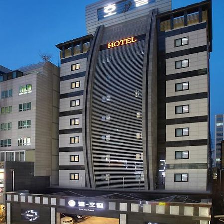 Bell Hotel Hwaseong Экстерьер фото