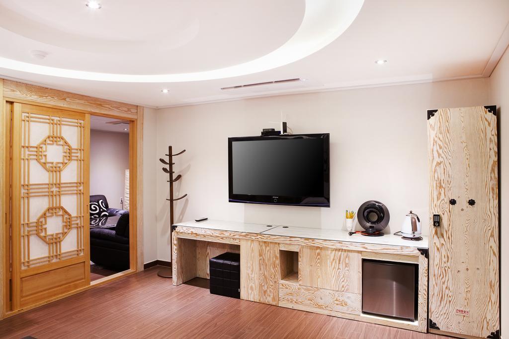 Bell Hotel Hwaseong Экстерьер фото