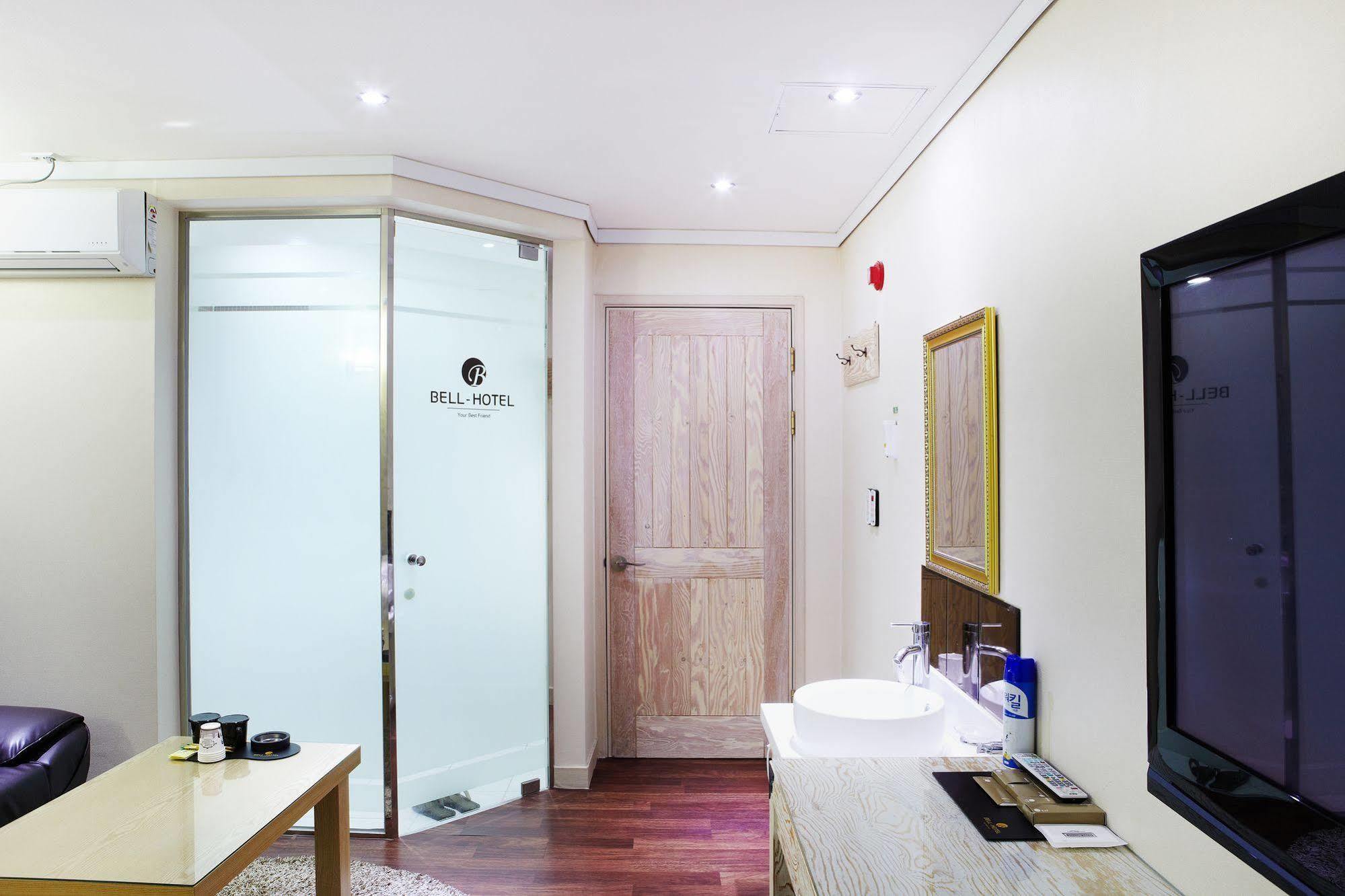 Bell Hotel Hwaseong Экстерьер фото